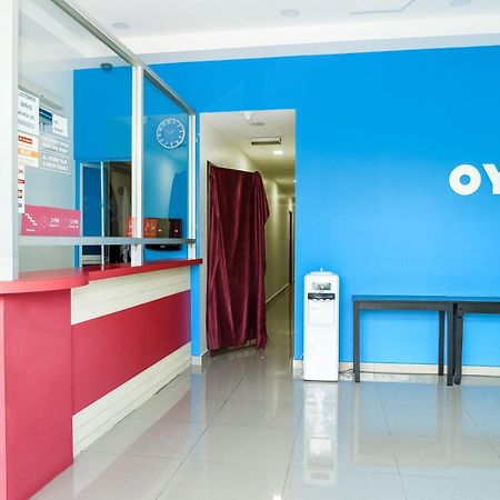 Oyo 90282 Hotel Taj Inn, Seksyen 7 Shah Alam Ngoại thất bức ảnh