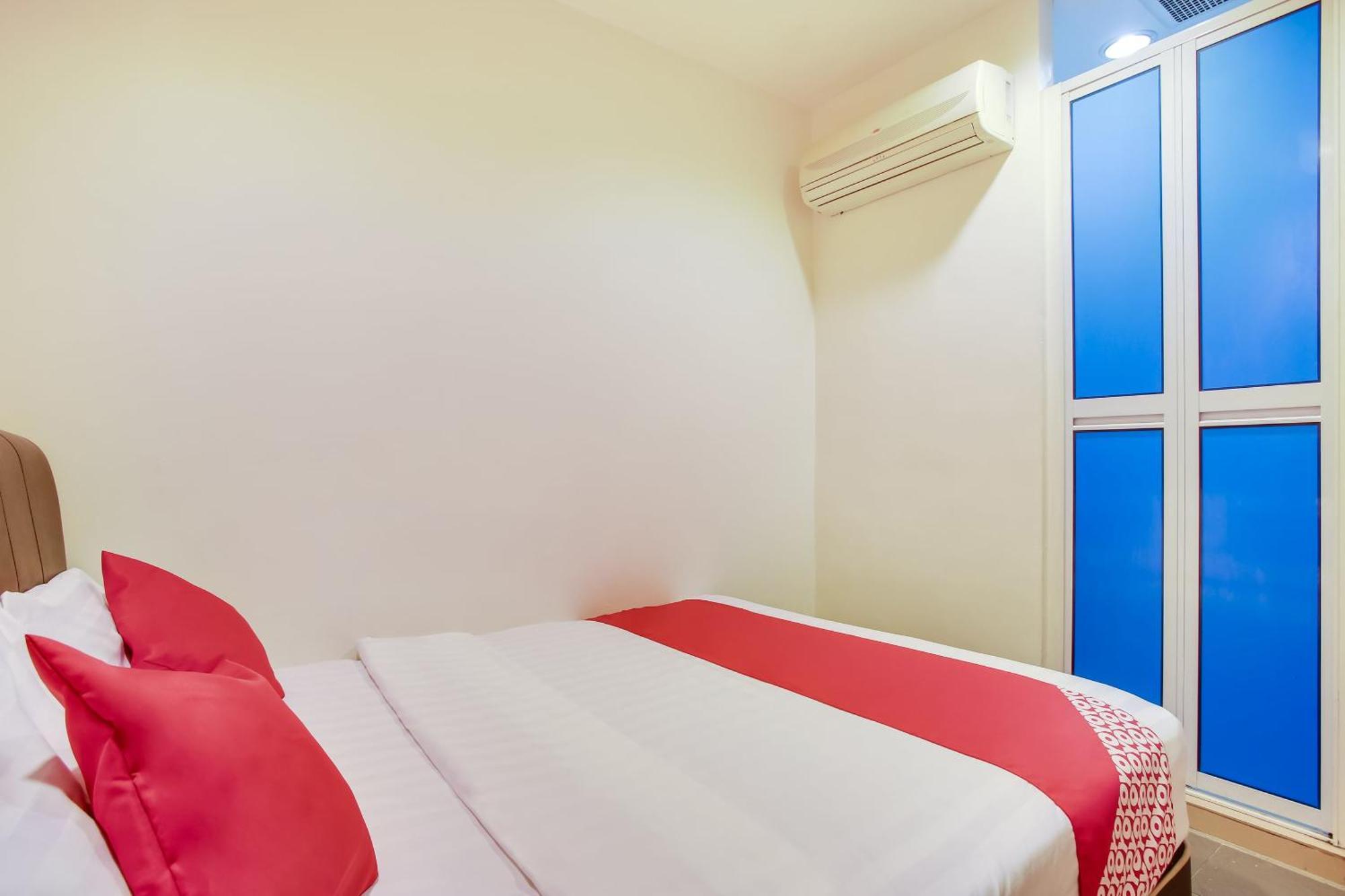 Oyo 90282 Hotel Taj Inn, Seksyen 7 Shah Alam Ngoại thất bức ảnh
