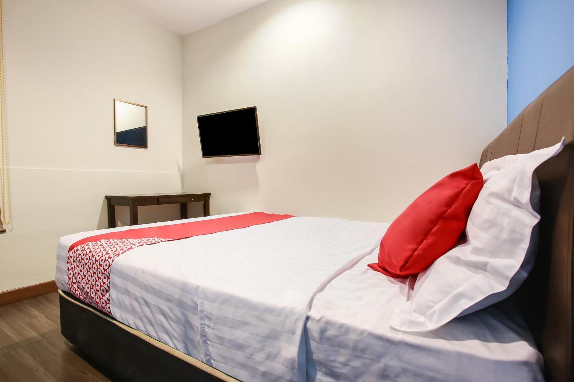 Oyo 90282 Hotel Taj Inn, Seksyen 7 Shah Alam Ngoại thất bức ảnh