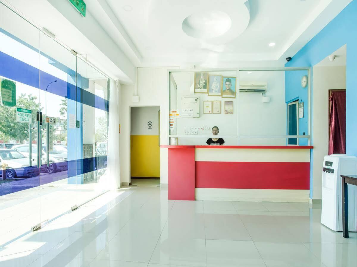 Oyo 90282 Hotel Taj Inn, Seksyen 7 Shah Alam Ngoại thất bức ảnh